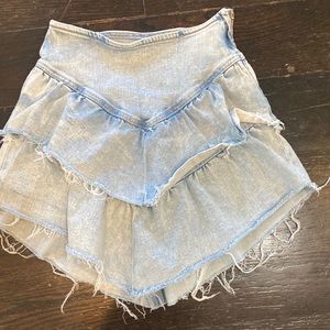 MOTHER ruffle denim skirt size 25